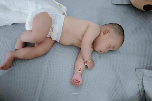 桂阳宝宝高烧怎么处理